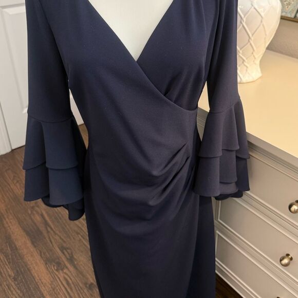 Lauren Ralph Lauren Trumpet Style Gown size 4 - Picture 4 of 8